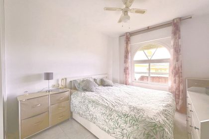 6a90d3d59358e5cda8fa6e03a5edebd9 - 11