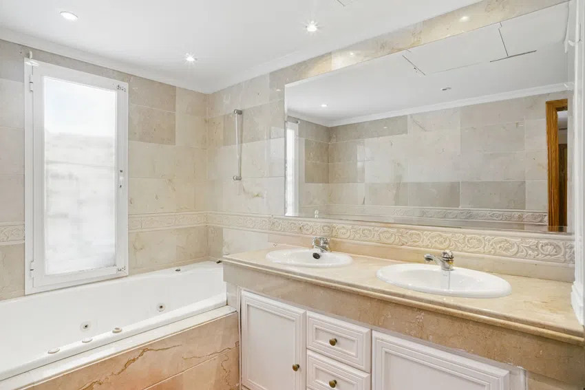 6c9d3fa3fe9af106203a11412fc014e9 - 10