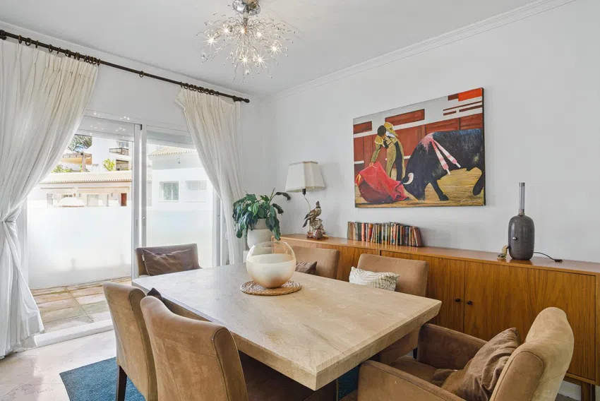 6c9d3fa3fe9af106203a11412fc014e9 - 17