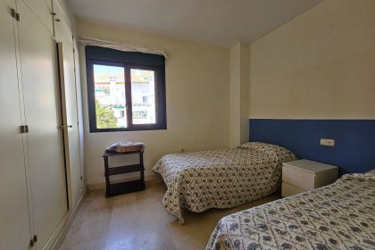 6d50f4f7ab06c06d2e0d9a91969eed93 - 15