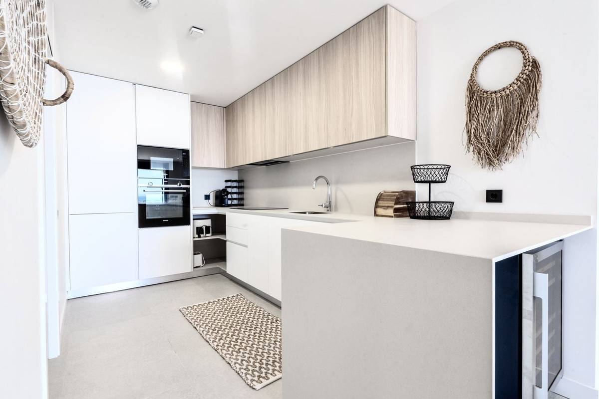 6e46c2edfd7c223b4070b110b385a1c8 - 17