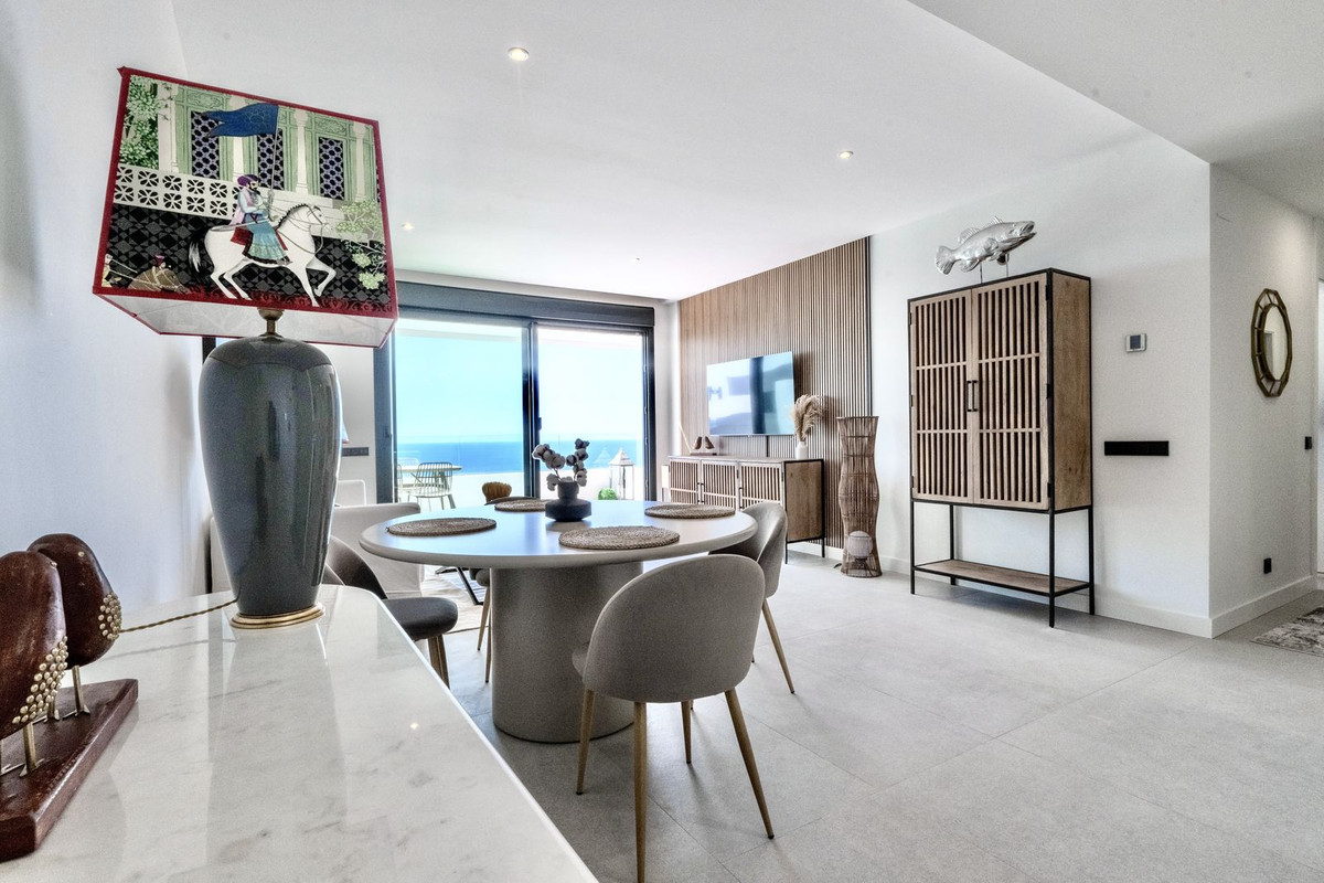 6e46c2edfd7c223b4070b110b385a1c8 - 22