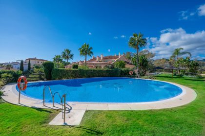 733b752176d470be72d25df20ac501f0 - 47