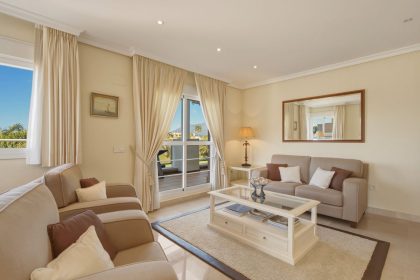 763770f236707c6e8aa8d1e3a297a0e4 - 18