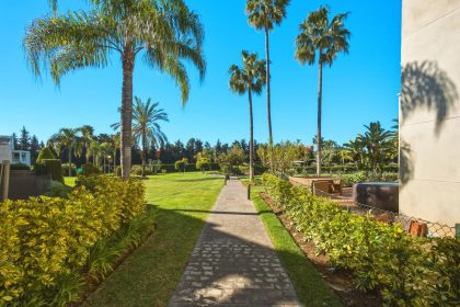 763770f236707c6e8aa8d1e3a297a0e4 - 28