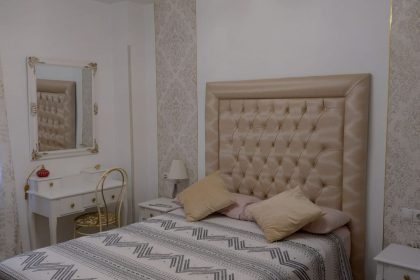 77d6dddc0a7babe699570a885ed8505f - 1