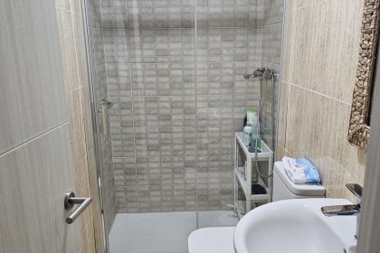 77d6dddc0a7babe699570a885ed8505f - 32