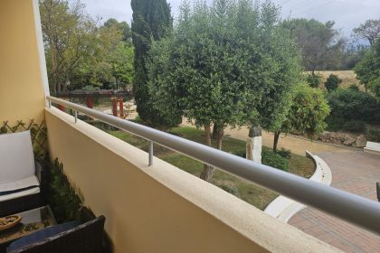 77d6dddc0a7babe699570a885ed8505f - 4