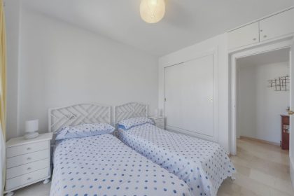 78aff73f4dcdd6a1659c24ce5c6340b2 - 13