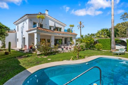 7c641f6e38701d0d2337c3da949e49d2 - 10