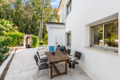 7c641f6e38701d0d2337c3da949e49d2 - 24