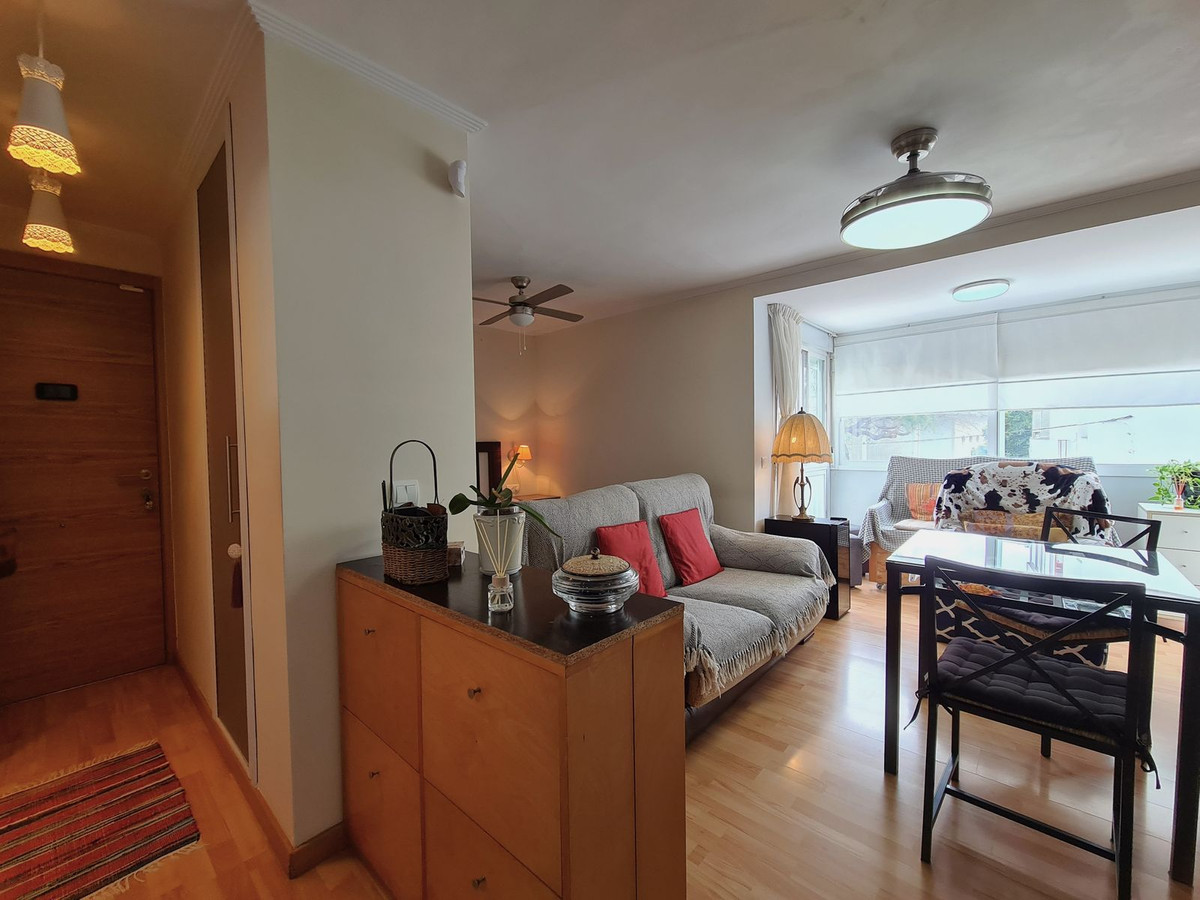 7d306ff55cb8c2db25f9cad3949dfcaf - 1