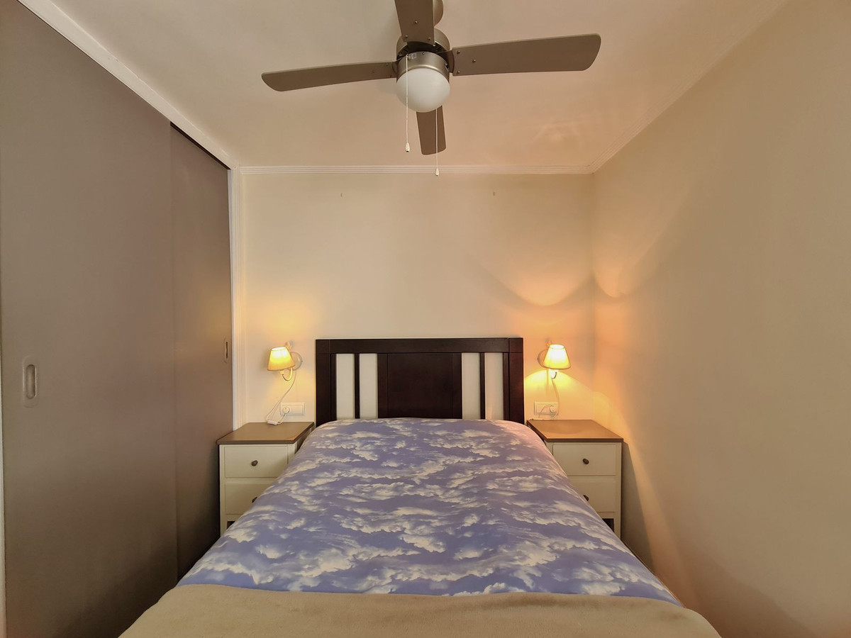 7d306ff55cb8c2db25f9cad3949dfcaf - 15