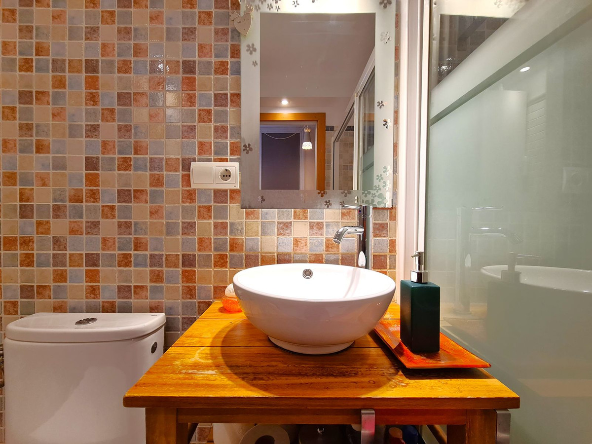 7d306ff55cb8c2db25f9cad3949dfcaf - 17