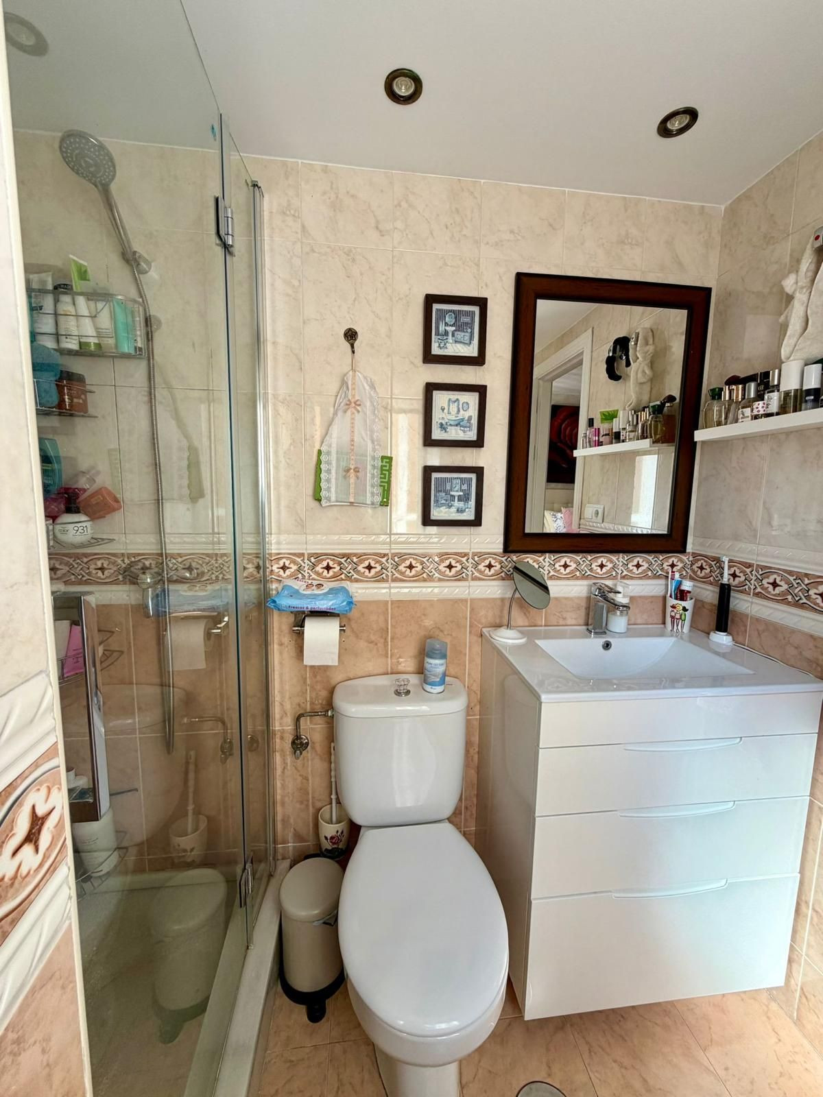 7eb0f86941ad81d0f7dffff790e7b40c - 19