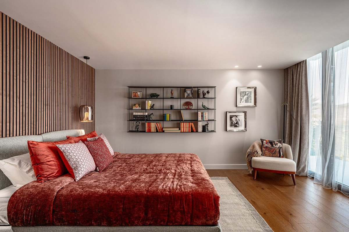 802a63675b03dcd2921e3969a94b338a - 14