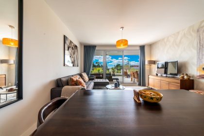 8171f48f23e41de1babf533b58a5091c - 18