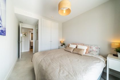 8171f48f23e41de1babf533b58a5091c - 24