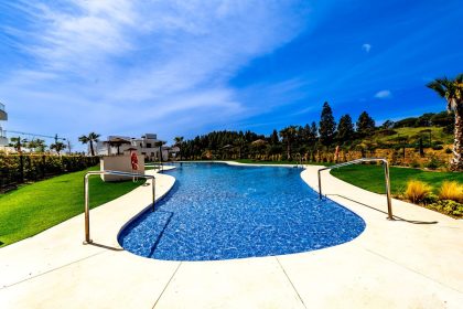 8171f48f23e41de1babf533b58a5091c - 48