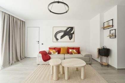 8203b0d2977915679287a26d336f4d8d - 2