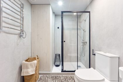 8203b0d2977915679287a26d336f4d8d - 21