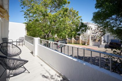 8203b0d2977915679287a26d336f4d8d - 23