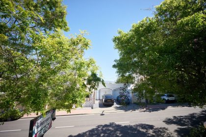 8203b0d2977915679287a26d336f4d8d - 24