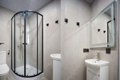 8203b0d2977915679287a26d336f4d8d - 25