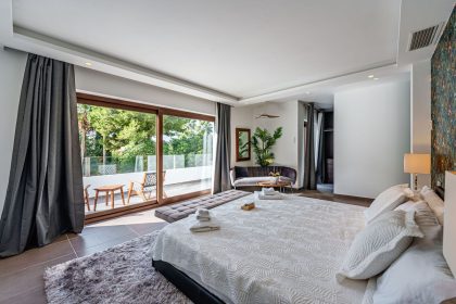 822afbb52aad88a16d080aef6dded0ca - 19