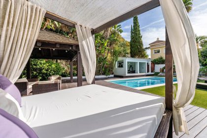 822afbb52aad88a16d080aef6dded0ca - 43