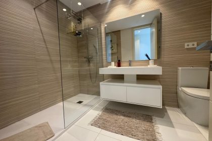 825f5b43926c3db76208079447c8f56b - 13