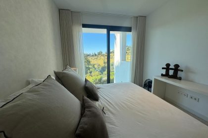 825f5b43926c3db76208079447c8f56b - 16