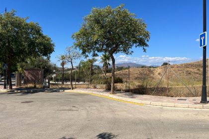 827bd863e7a74d22a8fb1d375462a1d7 - 6