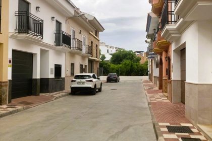 82e7259ccfe1602fdccfe6ccf4baf770 - 10