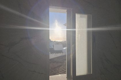 832703c0ad565971aea3f3ac48bfea69 - 20