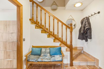 84cfc6e3770874eab286ace03d21c807 - 13