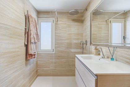 84cfc6e3770874eab286ace03d21c807 - 20