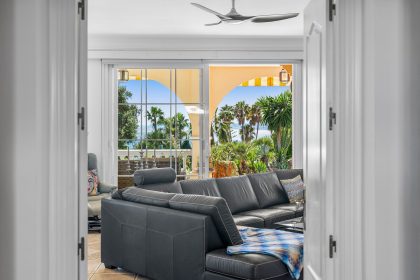 855b3b76dce96f4fee06bef977072f24 - 14