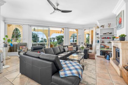 855b3b76dce96f4fee06bef977072f24 - 16