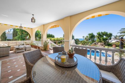 855b3b76dce96f4fee06bef977072f24 - 18