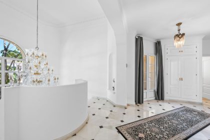 855b3b76dce96f4fee06bef977072f24 - 34