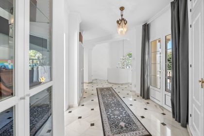 855b3b76dce96f4fee06bef977072f24 - 36