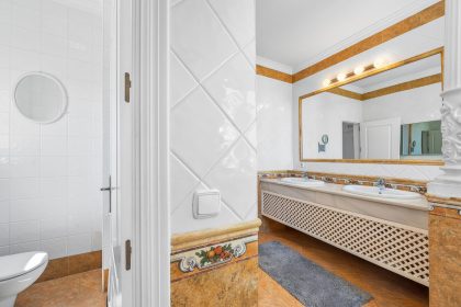 855b3b76dce96f4fee06bef977072f24 - 45