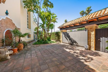 855b3b76dce96f4fee06bef977072f24 - 6