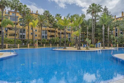 86028840a0805084321386597af3c6be - 15