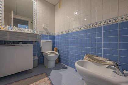 86028840a0805084321386597af3c6be - 9