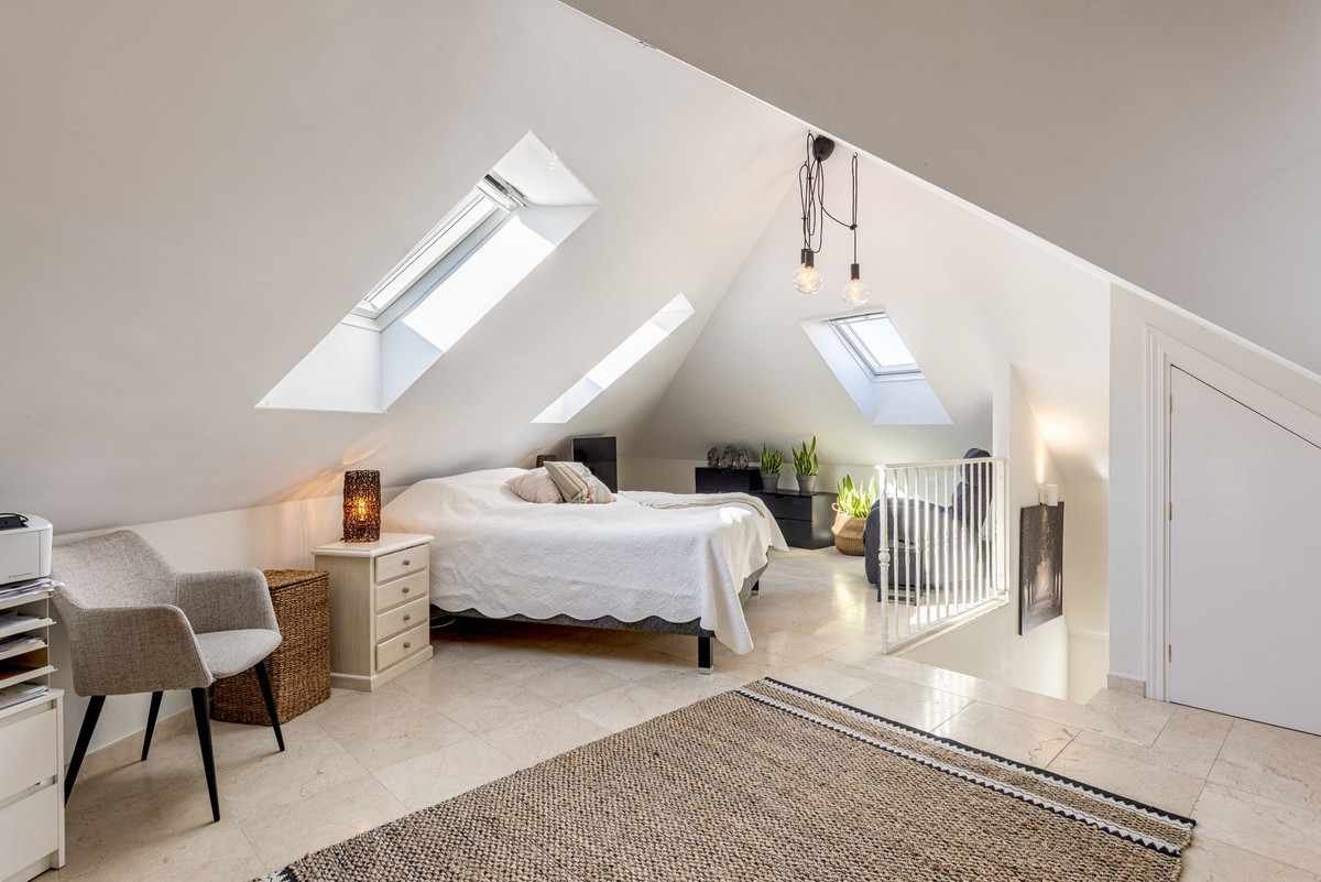 897dc055b269134b835781056e9e8791 - 13