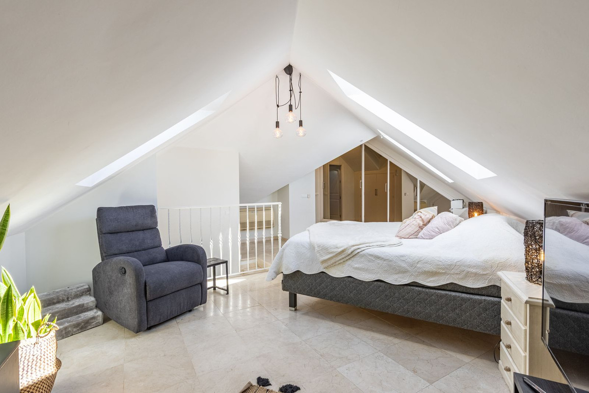 897dc055b269134b835781056e9e8791 - 14