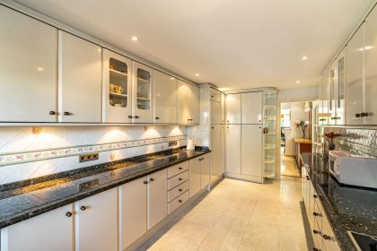 899ccc8c35cbdfec2ec93696677ab503 - 11