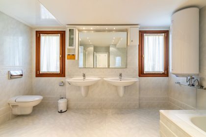 899ccc8c35cbdfec2ec93696677ab503 - 24